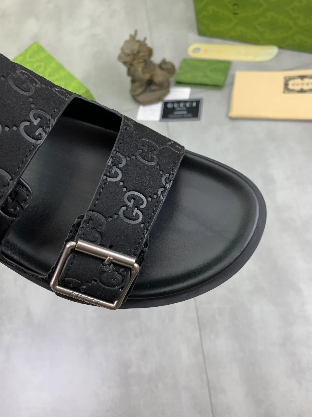 Men's Men's Shoes💰P340💰[New Style]🎁🎁🎁 High-quality GUCCI new casual slippers for the Year of the Snake, original official website, perfect workmanship, transmitting a kind of noble luxury, sublimating its definition of luxury in Gucci's high-end extraordinary craftsmanship. Original Gucci double G combination outsole, code number: 38-44 (45 customized)